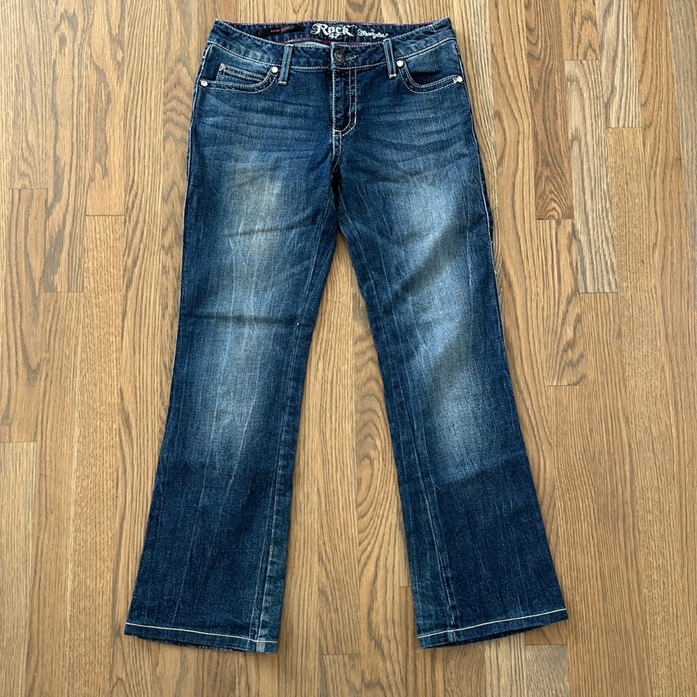 Wrangler Rock 47 Bootcut Jeans Women's sz 3/4 x 34 ( 27 ) Low Rise Embroidery